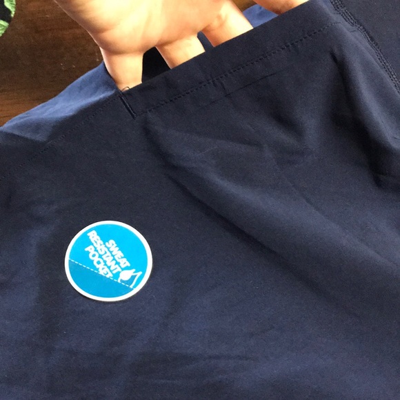 XL Navy Brooks Running Shorts - Picture 4 of 4